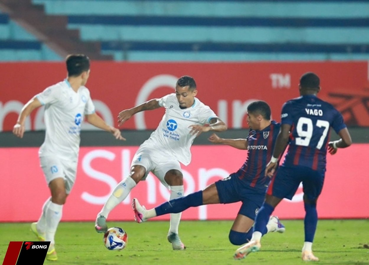 Nam Định thua 2-3 Selangor tại bán kết Shopee Cup
